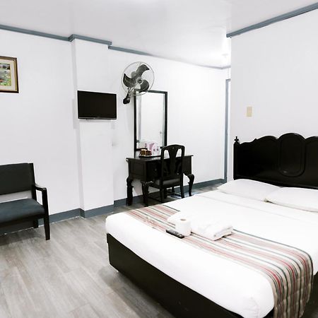 Mount Crest Hotel Baguio City Esterno foto
