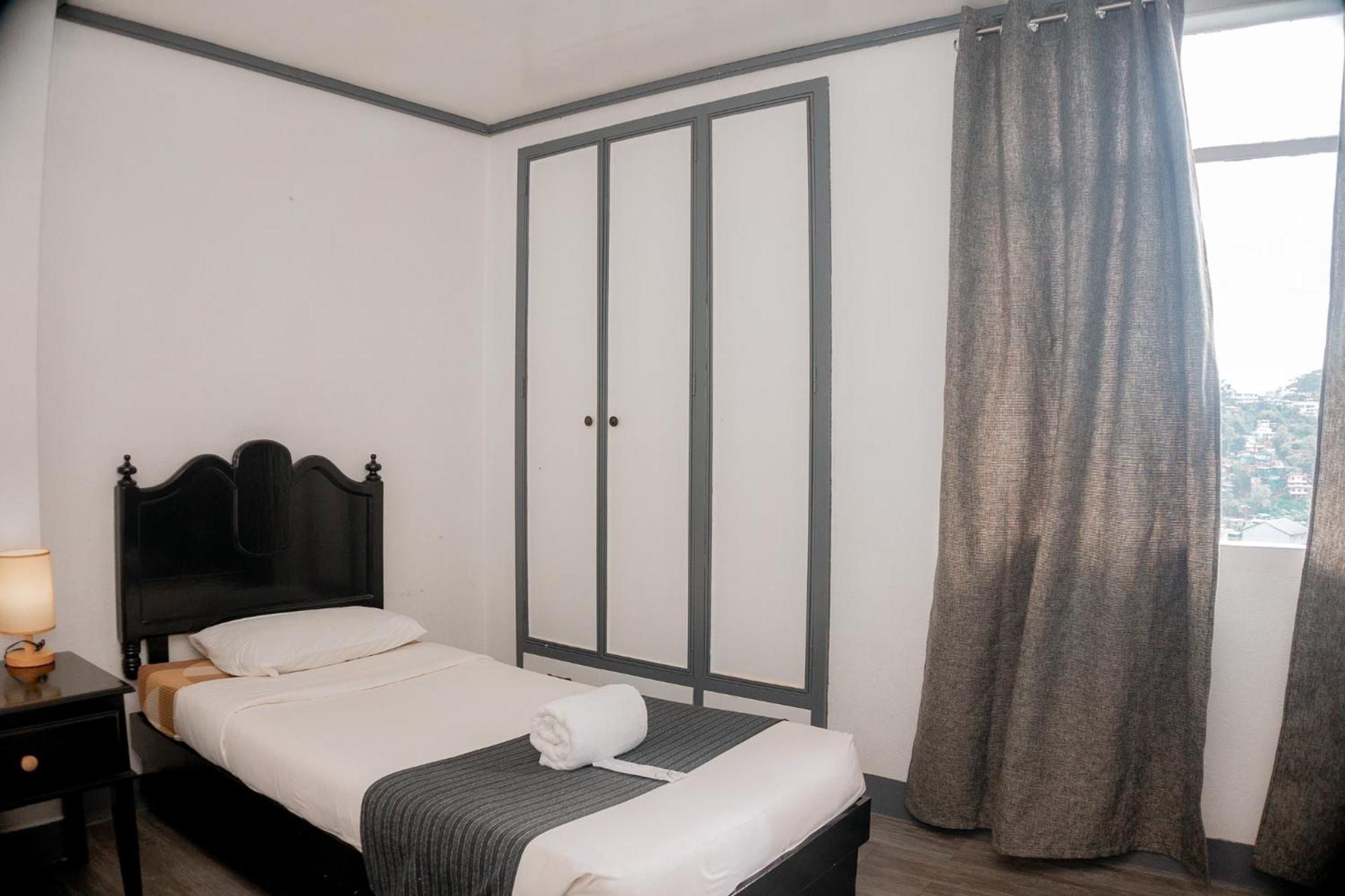 Mount Crest Hotel Baguio City Esterno foto